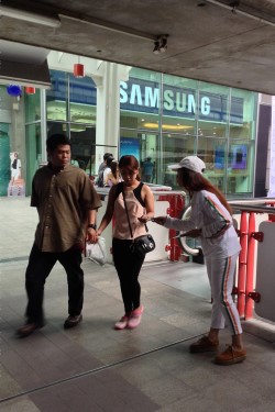 แจกใบปลิว BTS MRT กรุงเทพ ผลงานจริง
